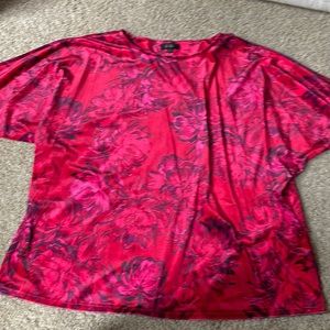 Dolman 3/4 sleeve floral blouse size L